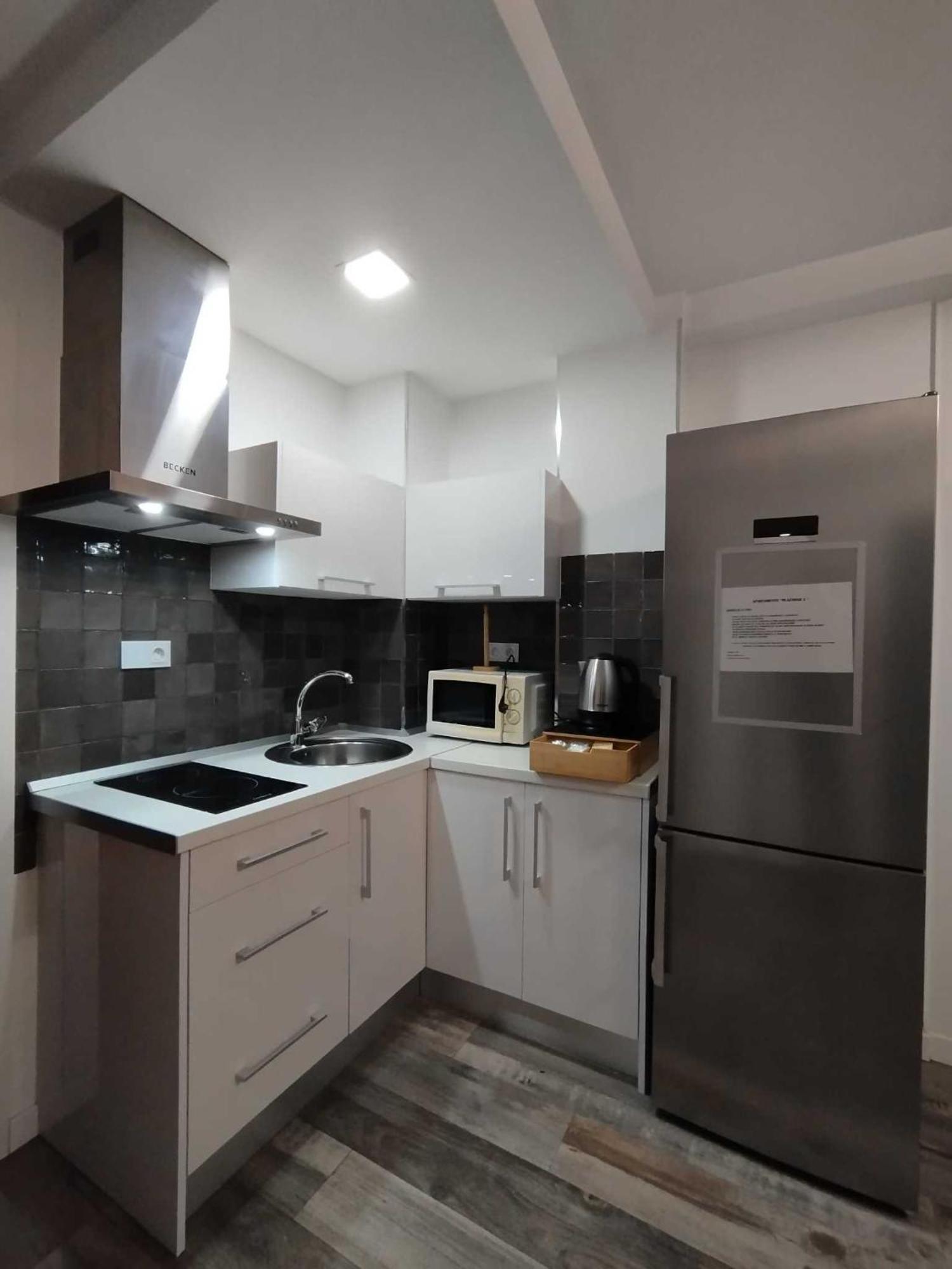 Plazamar Centro Apto 1 Dorm 3 Huesped Playa Wifi 托雷德尔马尔 外观 照片